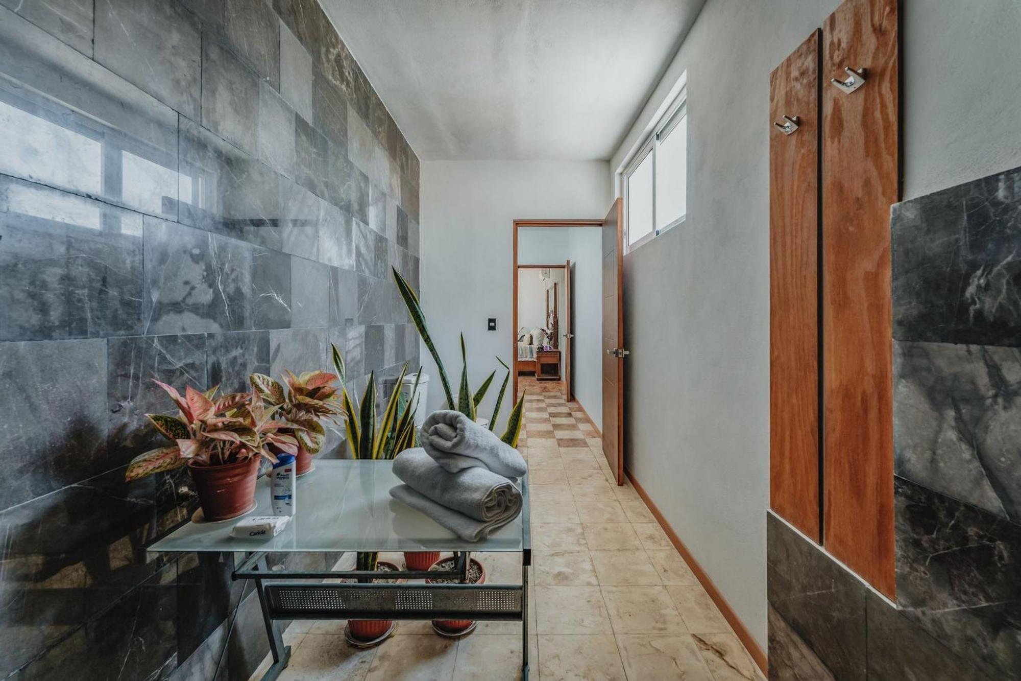Amplia Habitacion Privada Centro Mérida Exterior foto